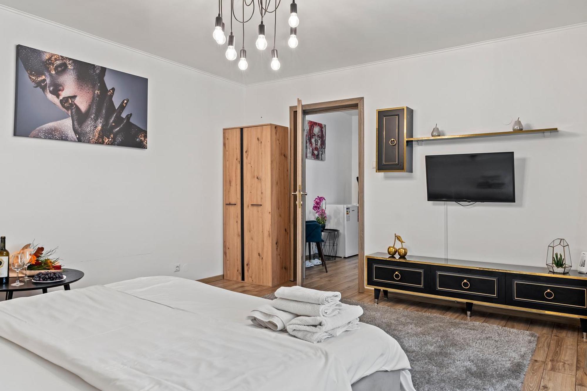 Garsoniera De Lux Si Eleganta Drumul Taberei Bucarest Exterior foto